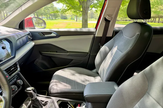 2023 Volkswagen Taos SE - Photo 13