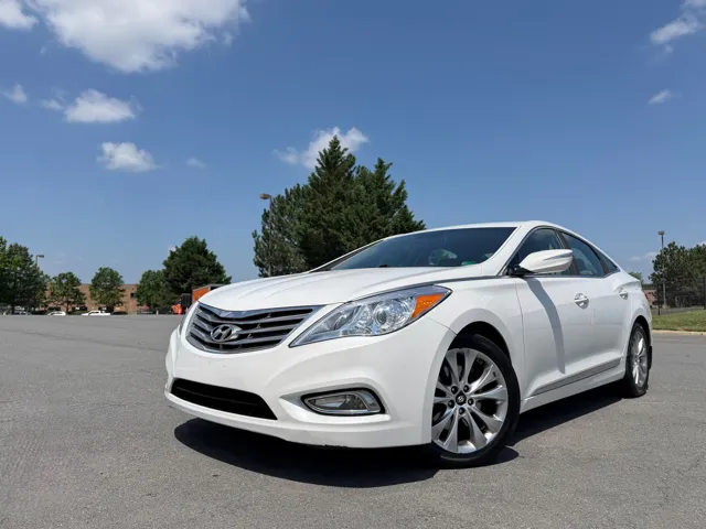 2012 Hyundai Azera -'s photo