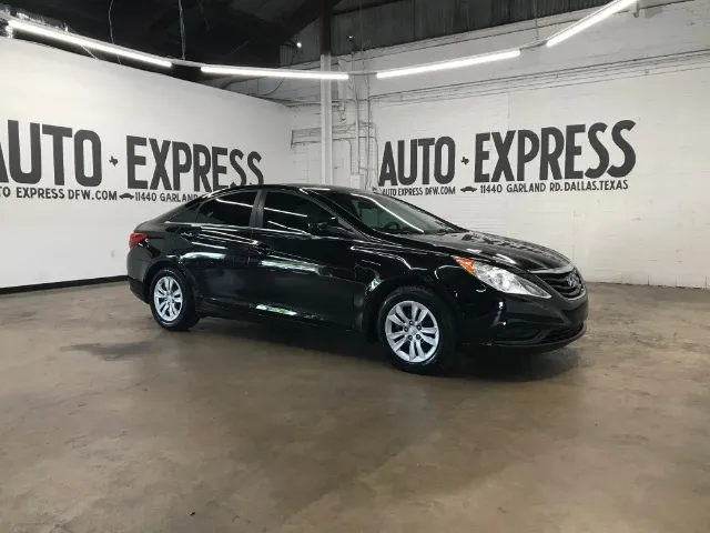 2011 Hyundai Sonata GLS I4 A/T PZEV's photo
