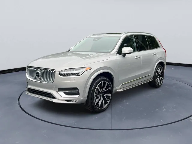 2023 Volvo XC90 Plus - Photo 8