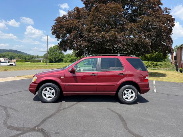 2001 Mercedes-Benz M-Class ML320