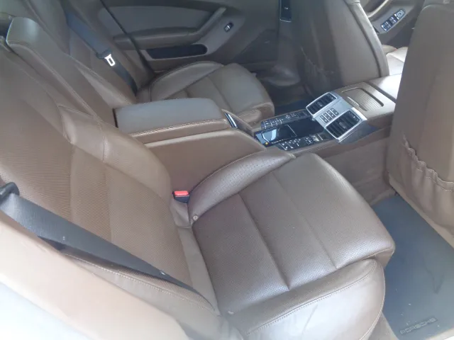 2015 Porsche Panamera S - Photo 78