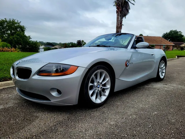 2004 BMW Z4 2.5
