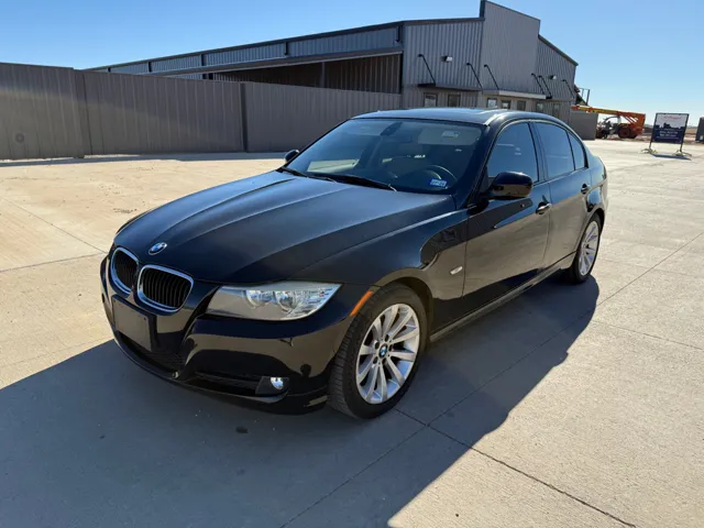 2011 BMW 3 Series 328i's photo