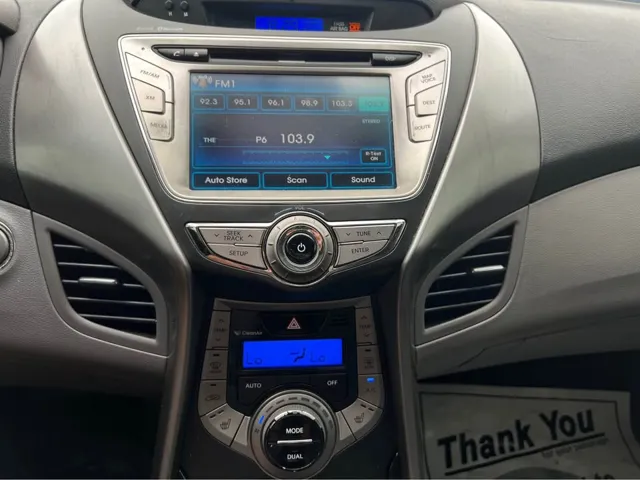 2013 Hyundai Elantra Limited - Photo 14