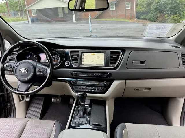 2015 Kia Sedona SX - Photo 11