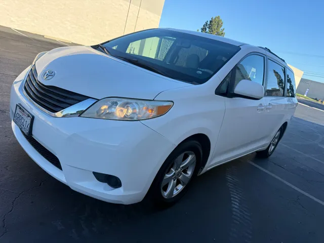 2011 Toyota Sienna