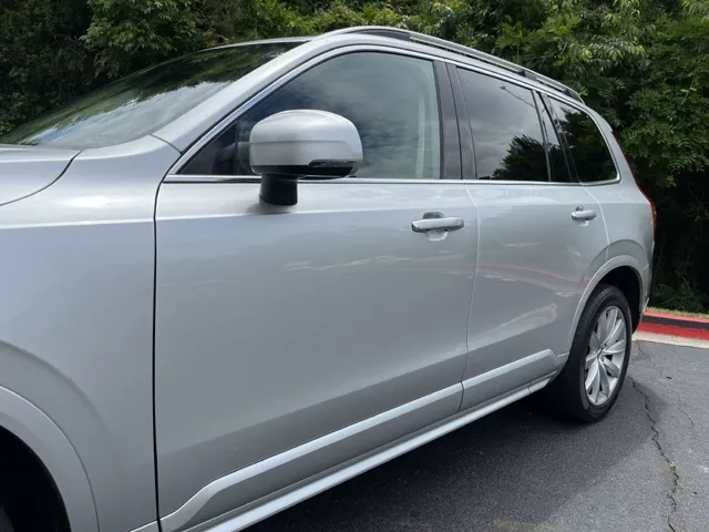 2019 Volvo XC90 T6 Momentum AWD's photo