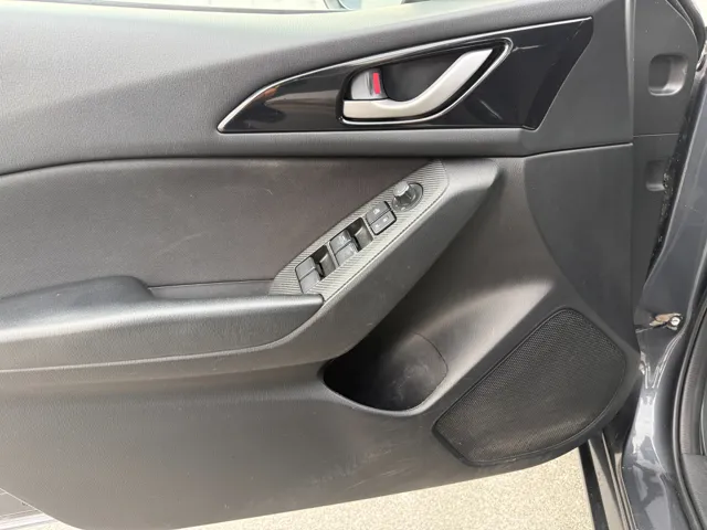 2016 Mazda MAZDA3 i Touring - Photo 14
