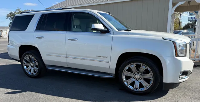 2015 GMC Yukon Denali's photo