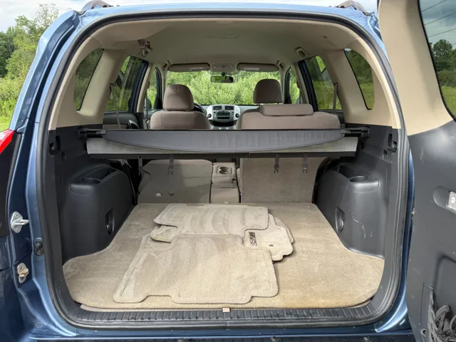 2006 Toyota RAV4 Base - Photo 22