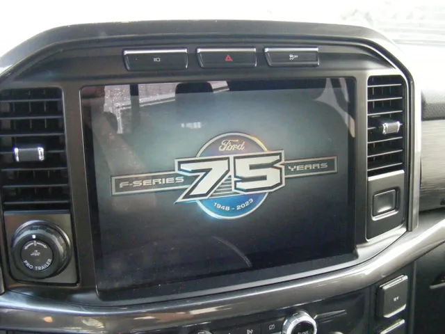2023 Ford F-150 XLT - Photo 25