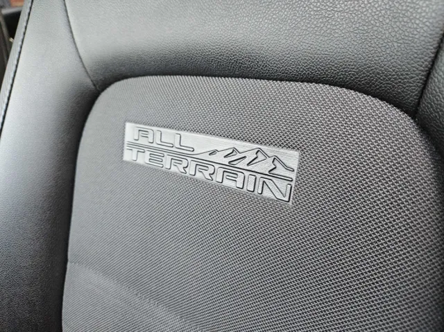 2016 GMC Canyon SLE - Photo 24