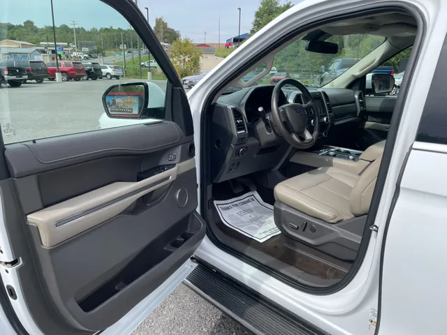 2018 Ford Expedition MAX XLT photo 13