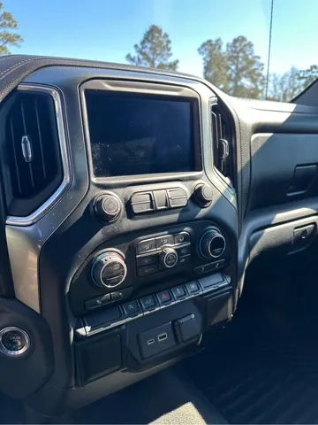 2020 Chevrolet Silverado 1500 LT - Photo 7