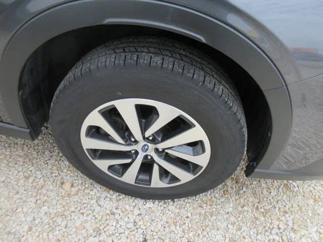 2022 Subaru Outback Premium - Photo 35