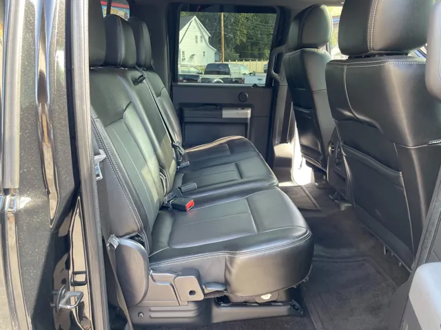 2015 Ford F-350 photo 24