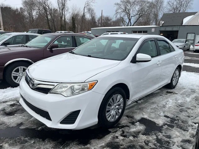 2014 Toyota Camry LE