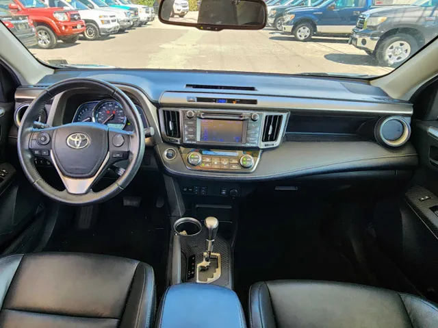 2013 Toyota RAV4 Limited photo 18