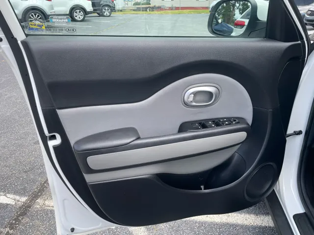 2016 Kia Soul Exclaim photo 9