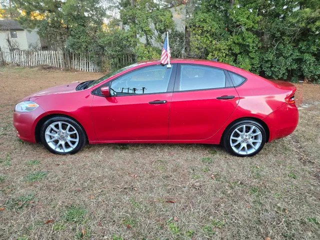 2013 Dodge Dart SE's photo