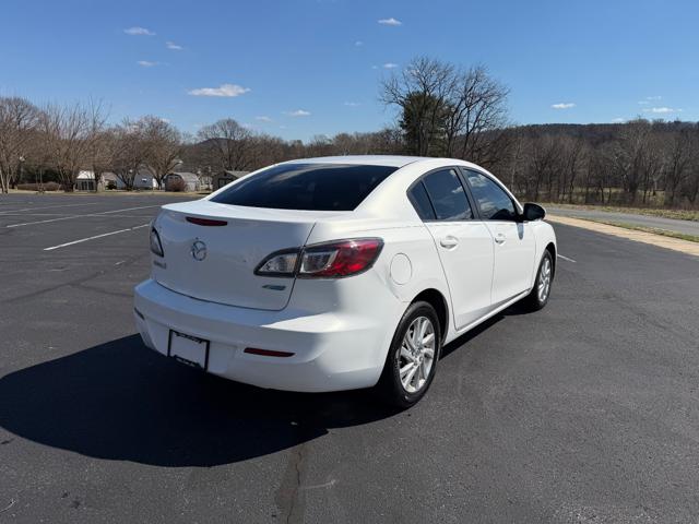 2012 Mazda MAZDA3 i Touring 4-Door