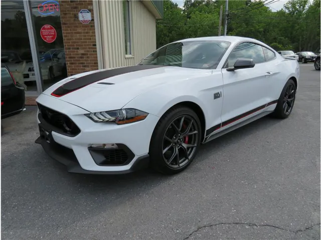 2022 Ford Mustang Mach 1