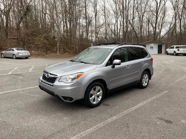 2015 Subaru Forester 2.5i Premium photo 2