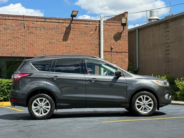 2018 Ford Escape SE - Photo 14