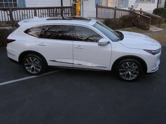 2022 Acura MDX Technology photo 10