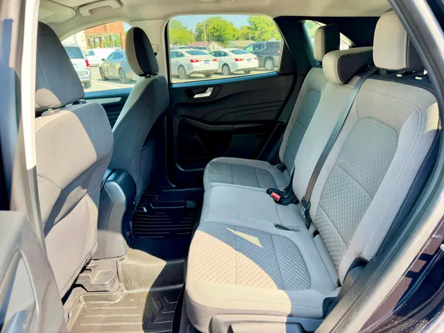 2021 Ford Escape SE - Photo 11