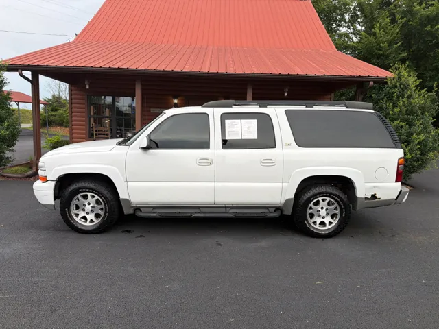 2002 Chevrolet Suburban 4WD 1500 Series LS's photo