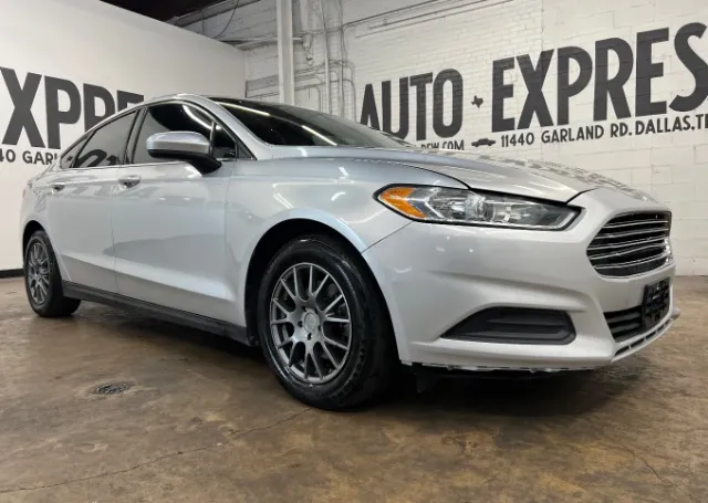 2014 Ford Fusion S
