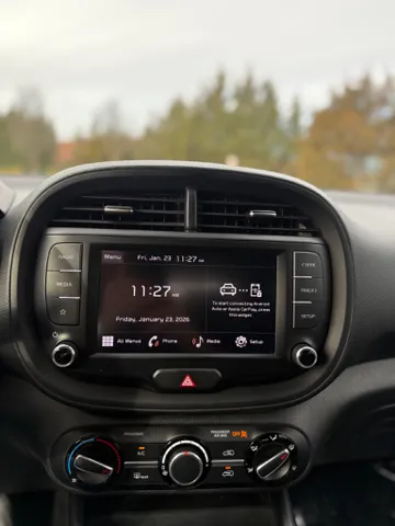 2023 Kia Soul LX - Photo 15