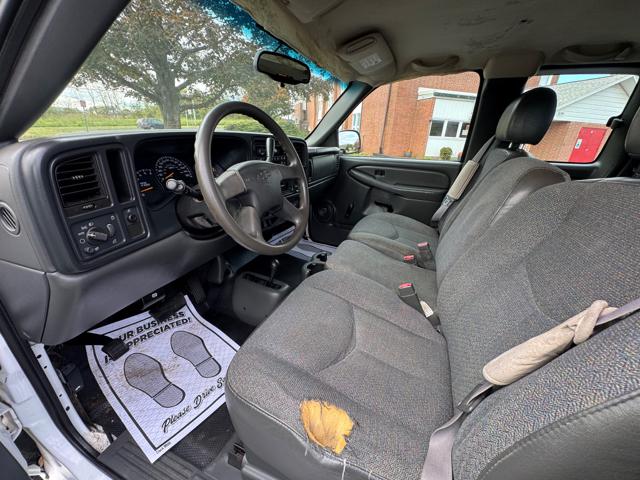 2005 Chevrolet Silverado 1500 Ext. Cab Long Bed 4WD