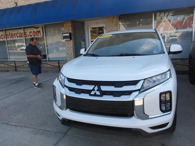2021 Mitsubishi Outlander Sport 2.0 ES AWC CVT's photo