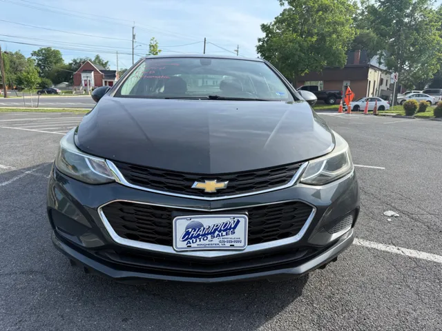 2018 Chevrolet Cruze LT - Photo 3