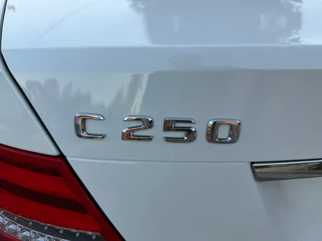 2012 Mercedes-Benz C-Class C250 Sport - Photo 32