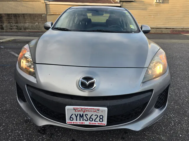 2013 Mazda MAZDA3 i SV