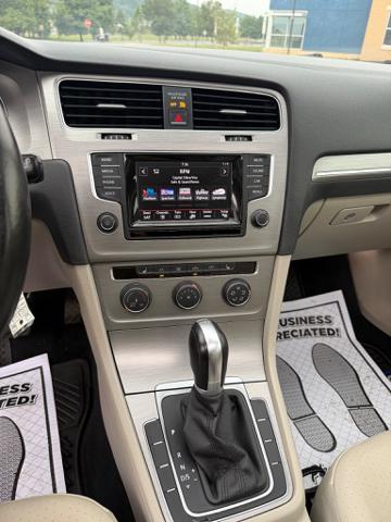 2015 Volkswagen Golf TDI SE