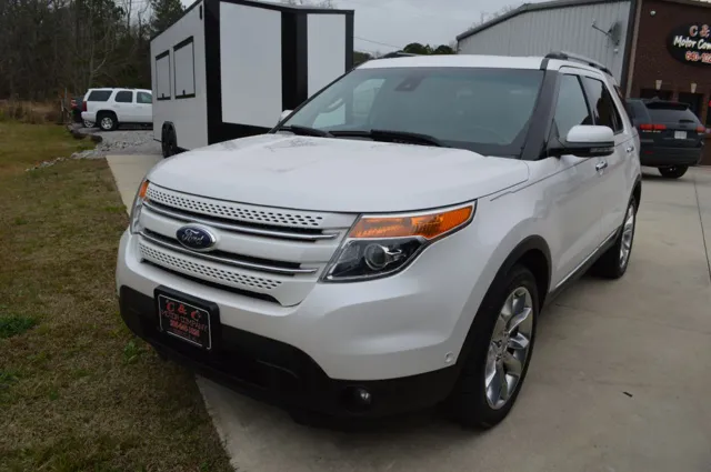 2015 Ford Explorer Limited's photo