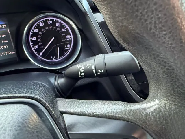 2020 Toyota Camry LE - Photo 16
