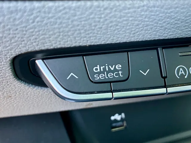 2022 Audi A4 Premium Plus - Photo 29