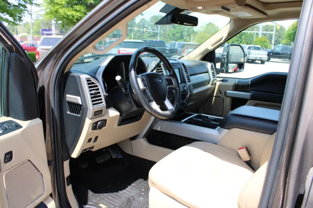 2017 Ford F-250 Super Duty Lariat - Photo 18