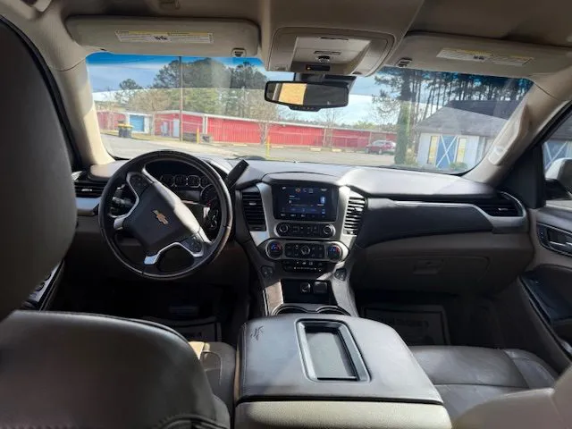 2015 Chevrolet Suburban LT - Photo 7