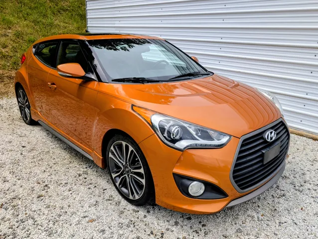 2016 Hyundai Veloster's photo