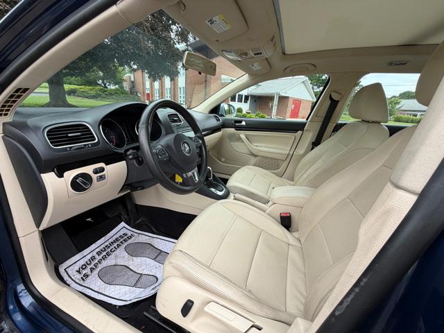 2012 Volkswagen Jetta SportWagen 2.0L TDI