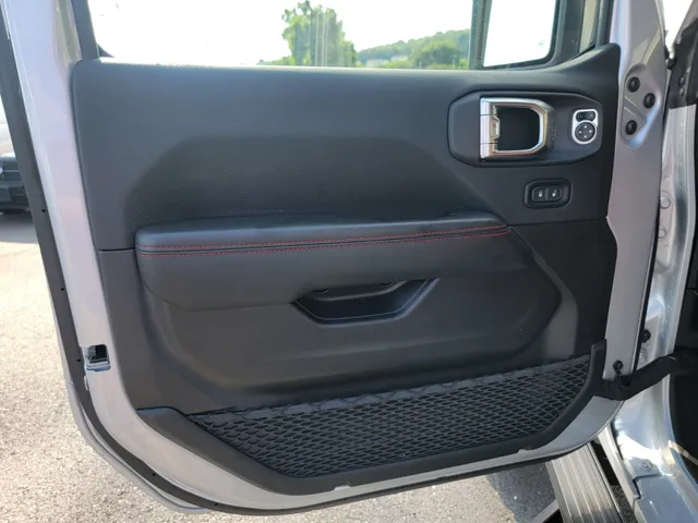 2024 Jeep Wrangler 4-Door Rubicon 392 - Photo 8