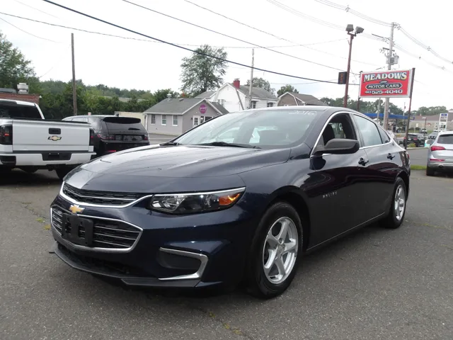 2016 Chevrolet Malibu 1LS's photo