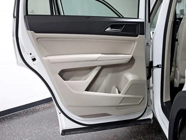 2020 Volkswagen Atlas SE photo 30